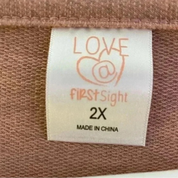 🔥5 PC Bundle Deal Plus Size 2X🔥 - Picture 9 of 14